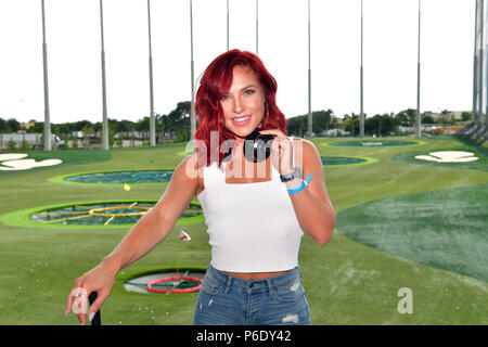 MIAMI GARDENS, FL - 30. Juni: sharna kann Burgess an der Topgolf während Dj Irie Wochenende 2018 Am 30. Juni 2018 in Miami, Florida Personen: sharna kann Burgess Stockfoto