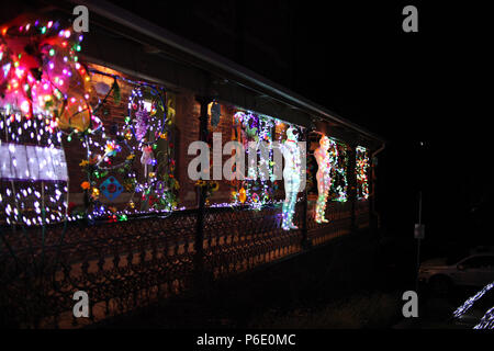 Ballerat, Victoria, Australien, 30. Juni 2018. Ballarat Winter Festival - Ballarat, Victoria, Australien. Gasse Lumieres-Ballarat's Gassen in diesem Winter lokalen Künstler Installationen erhellen die Nacht. Diese lumieres kommen zum Leben jeden Abend bis zum 29. Juli 2018. Credit: Brett Keating/Alamy leben Nachrichten Stockfoto