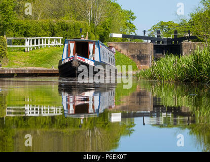 Kanal Boot auf der Montgomery Kanal an der Frankton Schlösser, Shropshire. Stockfoto