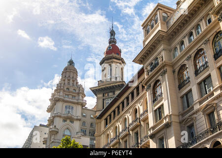 Palacio Barolo Barolo (Palast) und La Inmobiliaria Gebäude - Buenos Aires, Argentinien Stockfoto