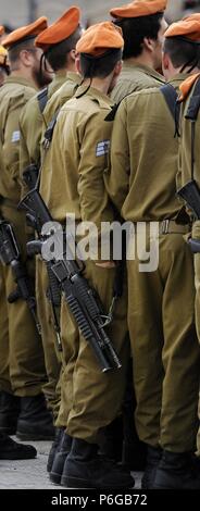 Israel. Jerusalem. Der Wehrdienst. Soldaten der israelischen Armee, die in der Westlichen Mauer. Stockfoto