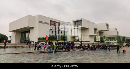 Taipei, Taiwan - 23.Dezember 2015. Blick auf Taipei Fine Arts Museum. Es war das erste Museum in Taiwan gebaut für Ausstellungen zeitgenössischer Kunst im Jahr 1986. Stockfoto