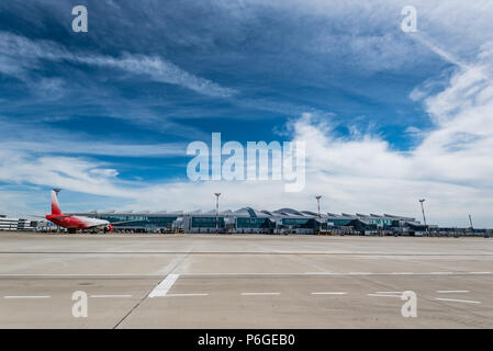 Rostow-am-Don, Russland - 17. JUNI 2018: die Boeing 777 in Platov Flughafen Rostow am Don Stockfoto