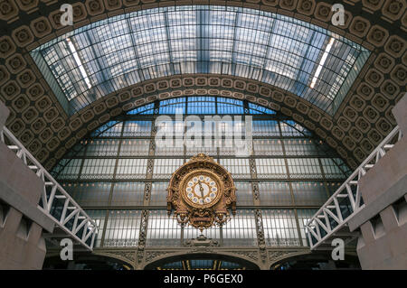 Uhr aus dem Musée d'Orsay Stockfoto