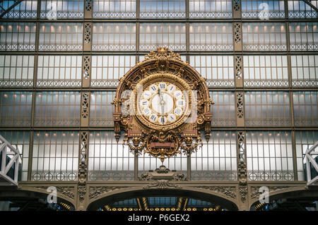 Uhr aus dem Musée d'Orsay Stockfoto