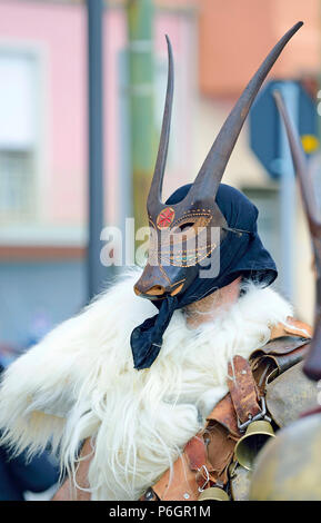 Sardinien Festival, Männer, verkleidet als Boes und Merdules, Ottana, Sardinien Stockfoto