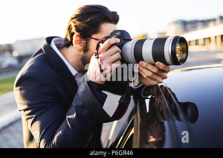 Privatdetektiv Ermittlungen geheim. Stockfoto