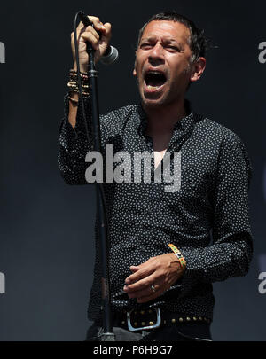 Rick Witter Abwurf von Sieben führt auf der Hauptbühne während des TRNSMT Festival in Glasgow, Schottland. Stockfoto