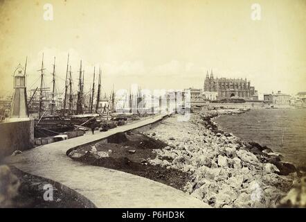 Palma de Mallorca, La Catedral desde El Muelle. Stockfoto