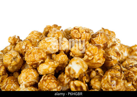 Viel popcorn Kugeln mit Zucker auf einem weißen Hintergrund Stockfoto
