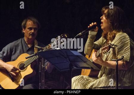 Concierto de Maria del Mar Bonet en El Santuario de nostra Senyora de Gràcia, Llucmajor, Campos. Mallorca Islas Baleares. España. Stockfoto