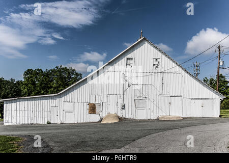 Historisches weißes Scheune in Bohrer Park, Gaithersburg, Maryland, MD Stockfoto
