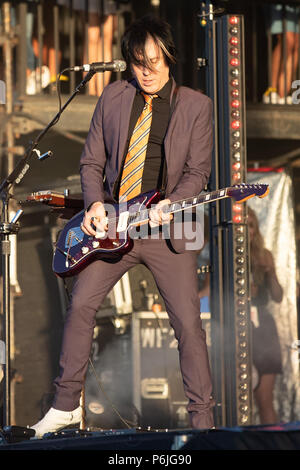 Finsbury Park, UK. 30.06.2018, Queens of the Stone Age Dachverkleidung Queens of the Stone Age und Freunde mit Joshua Homme, Troy Van Leeuwen, Michael Shuman, Dean Fertita, Jon Theodore. UK. Finsbury Park in London. Editorial nur © Jason Richardson/Alamy leben Nachrichten Stockfoto