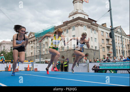 Vilnius, Litauen. 30. Juni, 2018. Sprinter konkurrieren während springen Vilnius 2018 in Vilnius, Litauen statt, am 30. Juni 2018. Credit: alfredas Pliadis/Xinhua/Alamy leben Nachrichten Stockfoto