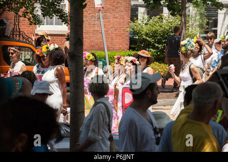 Washington DC, USA. 30 Jun, 2018. Familien gehören zusammen Rallye im Lafayette Park in Washington, D.C., 30. Juni 2018. Credit: Robert Meyers/Alamy leben Nachrichten Stockfoto