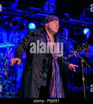 Juni 30, 2018 - STEVIE VAN ZANDT, Bruce Springsteens E Street Band, die Sopranos & Lilyhammer Schauspieler Aqua-lounge als Führer von Little Steven und der Jünger der Seele während ihrer "Soulfire Teachrock Tour", Live in der O2 Academy Liverpool UK Credit: Andy von Pip/ZUMA Draht/Alamy leben Nachrichten Stockfoto