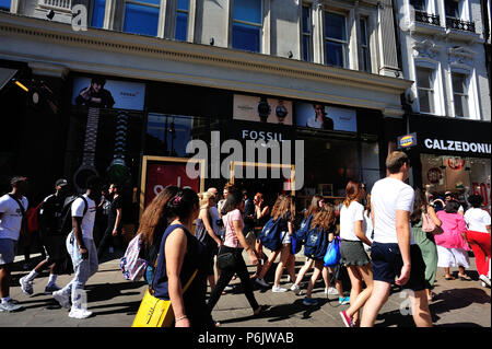 Fossil Store auf der Oxford Street, London, England, Großbritannien Stockfoto