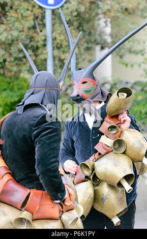 Sardinien Festival, Männer, verkleidet als Boes und Merdules, Ottana, Sardinien Stockfoto