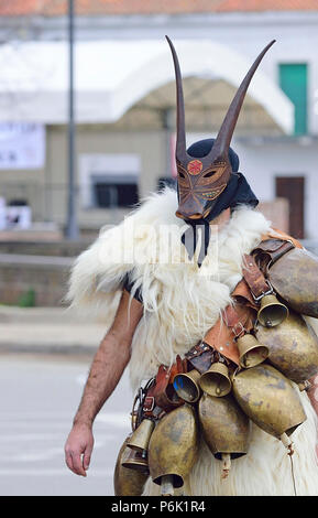 Sardinien Festival, Männer, verkleidet als Boes und Merdules, Ottana, Sardinien Stockfoto