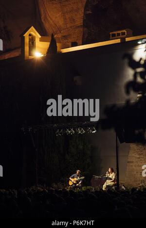 Concierto de Maria del Mar Bonet en El Santuario de nostra Senyora de Gràcia, Llucmajor, Campos. Mallorca Islas Baleares. España. Stockfoto