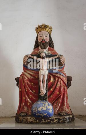 Imagen de la: Iglesia de Santisima Trinidad, siglo XVI, Piedra policromada, Antigua capilla de Sao Jorge, Convento de Cristo, año 1162, Tomar, Distrito de Santarem, Medio Tejo, Region Centro, Portugal, Europa. Stockfoto