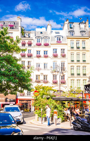 Schönen Pariser Apartments in der Saint-Germain-des-Prés von Paris, Frankreich Stockfoto