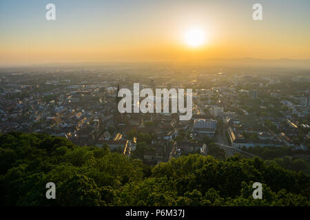 Deutschland, Golden Sunset über Freiburg im Breisgau Stockfoto