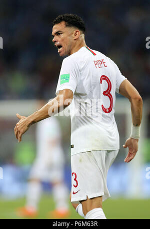 Sochi, Russland. 30. Juni, 2018. Pepe (POR) Fußball / Fussball: FIFA WM Russland 2018 Umlauf von 16 match Match zwischen Uruguay 2-1 Portugal bei Fisht Stadion in Sotschi, Russland. Quelle: LBA/Alamy leben Nachrichten Stockfoto