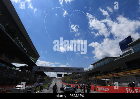 Red Bull Ring, Spielberg, Österreich. 1. Juli 2018. Österreichischen Formel 1 Grand Prix, Sonntag Rennen Tag; Herz über den Stromkreis Credit: Aktion plus Sport/Alamy leben Nachrichten Stockfoto