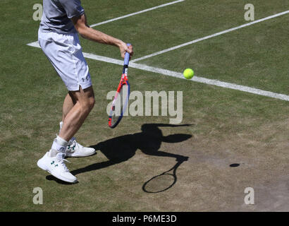 London, Großbritannien. 30. Juni, 2018. Andy Murray Praktiken am Samstag vor der Meisterschaft starten in Wimbledon. Wimbledon Vor-turnier-Samstag, Wimbledon, London, am 30. Juni 2018. Credit: Paul Marriott/Alamy leben Nachrichten Stockfoto