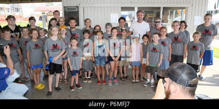 Le Claire, Iowa, USA. 30. Juni, 2018. Mike Wolfe aus der Geschichte der amerikanischen Picker bei Veranstaltung der ''Kid Picker'' von Le Claire, Iowa Samstag, Juni 30th, 2018. Credit: Kevin E. Schmidt/ZUMA Draht/Alamy leben Nachrichten Stockfoto