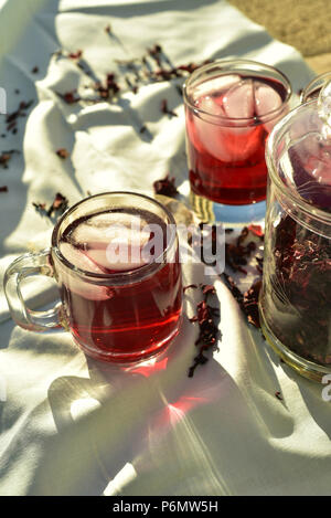 Eis teacold Sommer trinken Hibiskus Blume Blütenblatt Kaffee Stockfoto