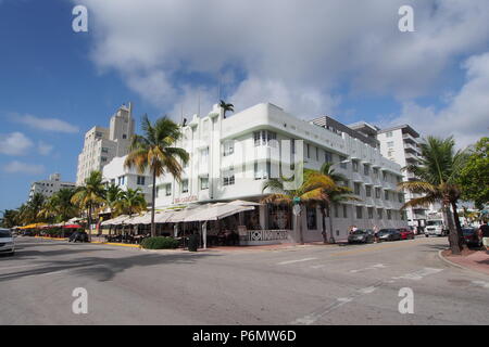 Das art deco Carlyle Hotel am Ocean Drive in Miami Beach, Florida, United States. Stockfoto