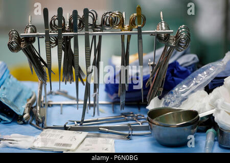 Tam Duc Kardiologie Krankenhaus. Op. Der herzchirurgie. Chirurgische Instrumente. Ho Chi Minh City. Vietnam. Stockfoto