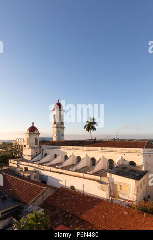 Die Catedral de la Purísima Concepción in Plaza José Martí, Cienfuegos, Kuba. Stockfoto