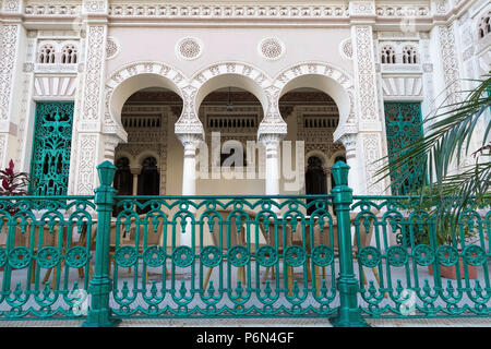 Außenansicht des Palacio de Valle, Valle's Palace, Punta Gorda, Cienfuegos, Kuba. Stockfoto