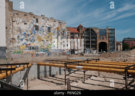 Berlin, Deutschland - Juni 2018: Das Kunsthaus Tacheles, einem ehemaligen Art Center in Berlin, Deutschland Stockfoto