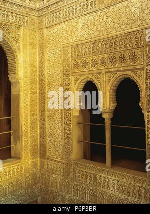 Die Alhambra. Maurische. Nasrid Dynastie. Turm der Prinzessinnen. Königlicher Palast. 15h Jahrhundert.  Granada. Andalusien. Spanien. Stockfoto