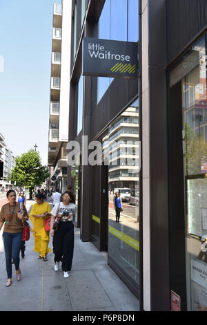 Supermarkt wenig Waitrose am Portman Square aus der Baker Street, Central London. John Lewis hat angekündigt, sie werde diese Filiale verkauft werden, um die Co-op Stockfoto