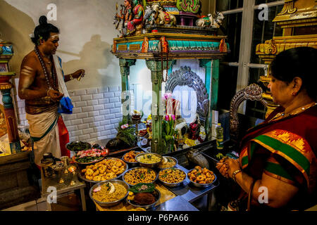 Shivaratri Feier an der Pariser Ganesh Tempel, Frankreich. Stockfoto