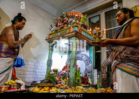 Shivaratri Feier an der Pariser Ganesh Tempel, Frankreich. Stockfoto
