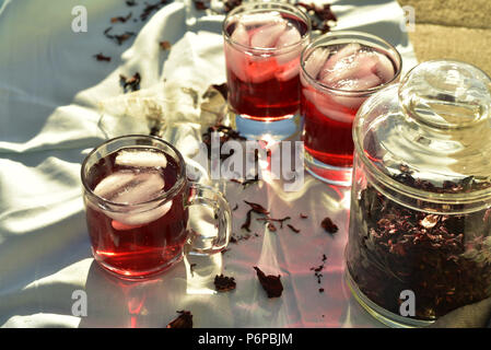 Eis teacold Sommer trinken Hibiskus Blume Blütenblatt Kaffee Stockfoto