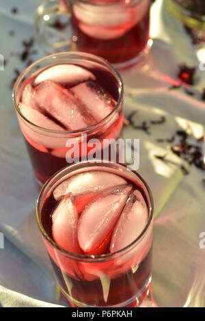 Eis teacold Sommer trinken Hibiskus Blume Blütenblatt Kaffee Stockfoto