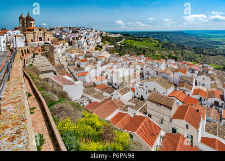 Häuser in Rione Dirupo District, 17. Jahrhundert, Ansicht von Terravecchia Hill, Pisticci, Basilicata, Italien Stockfoto