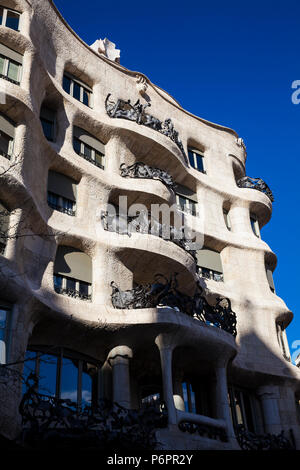 Antoni Gaudí entworfen, Mila Haus in Barcelona, Spanien Stockfoto