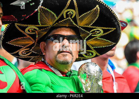 Samara Arena, Samara, Russland. 2. Juli 2018. FIFA Fußball-WM, rund von 16, Brasilien gegen Mexiko; Mexikanische Ventilator Credit: Aktion plus Sport/Alamy leben Nachrichten Stockfoto