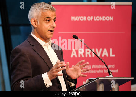 Der Bürgermeister von London, Sadiq Khan öffnet eine Feier zum 70. Jahrestag der Windrush im Rathaus am Samstag, den 30. Juni 2018. Der Bürgermeister gehostet bei der Landung des Schiff MV Empire Windrush, die in Tilbury Docks, Essex kamen zu Feiern, am 22. Juni 1948, die Arbeiter aus Jamaika, Trinidad und Tobago und anderen Inseln, als Antwort auf die Nachkriegszeit Engpässe auf dem Arbeitsmarkt in Großbritannien. Stockfoto