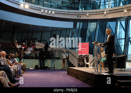 Der Bürgermeister von London, Sadiq Khan öffnet eine Feier zum 70. Jahrestag der Windrush im Rathaus am Samstag, den 30. Juni 2018. Der Bürgermeister gehostet bei der Landung des Schiff MV Empire Windrush, die in Tilbury Docks, Essex kamen zu Feiern, am 22. Juni 1948, die Arbeiter aus Jamaika, Trinidad und Tobago und anderen Inseln, als Antwort auf die Nachkriegszeit Engpässe auf dem Arbeitsmarkt in Großbritannien. Stockfoto