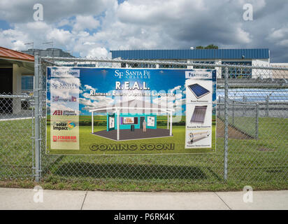 Santa Fe College, Gainesville, Florida, ist ein ehemaliger Volkshochschule bietet nun wählen Sie vier Jahre Grad. Renewable Energy Laboratory. Stockfoto