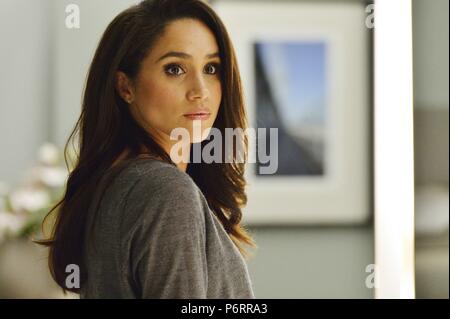 Passt TV-Serie (2011-) USA von Aaron Korsh 2016 Staffel 5, Folge 14: Selbstverteidigung Regie: Patrick J. Adams Meghan Markle Stockfoto